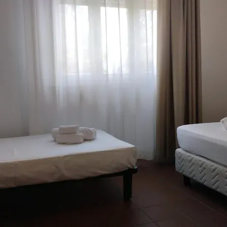 Ξενοδοχείο Mc 3*