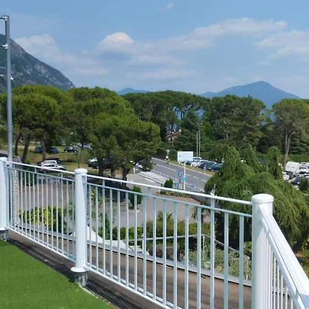 Ξενοδοχείο Mc 3*