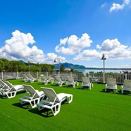 Eurovil Panoramic View Hotel Predore